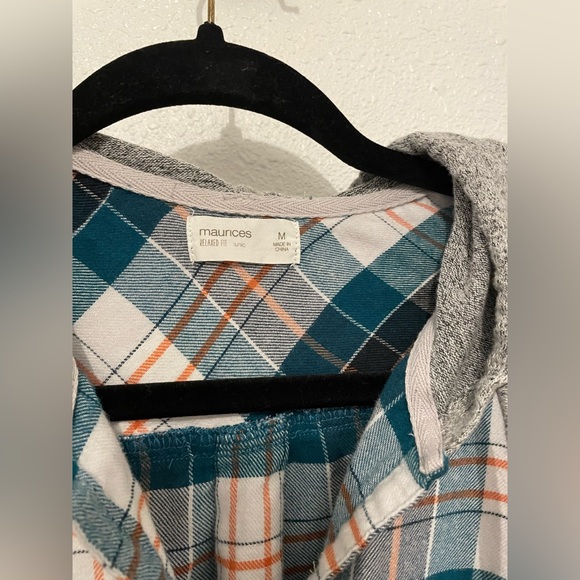 Maurice’s hooded plaid button down tunic shirt Medium - Picture 2 of 8